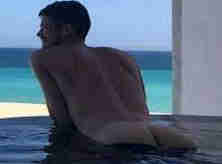 Grant Gustin Nude Ficou Pelado em Fotos Sensuais