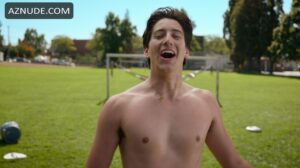 milo manheim nude gostoso pelado